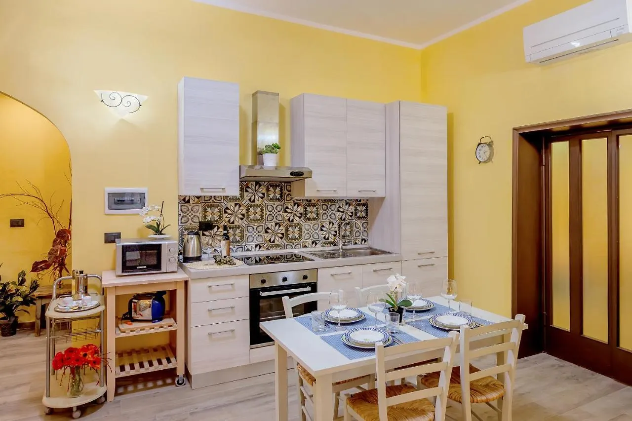 Bellini Florence Apartment