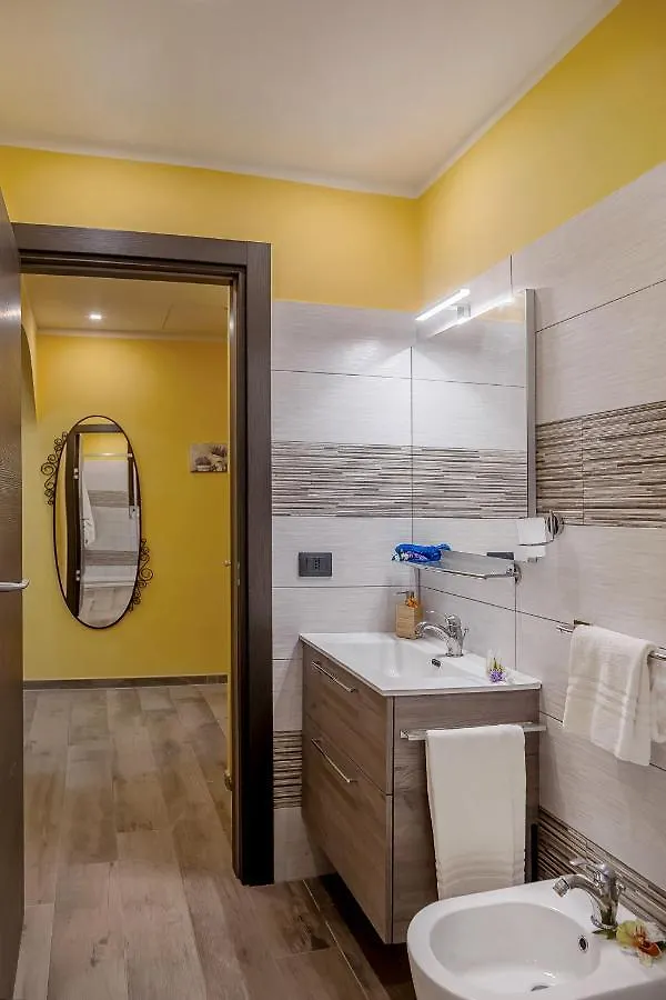 Bellini Florence Apartment 0*,